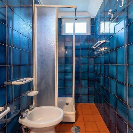 Villa Accu Is Prezzus E1 50mt